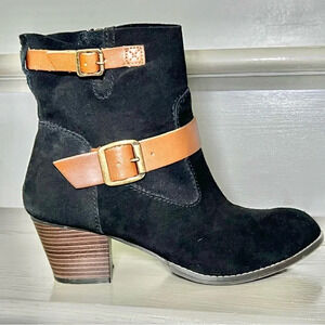 Dolce Vita Women’s Black Suede Ankle Boots with Buckles (8)